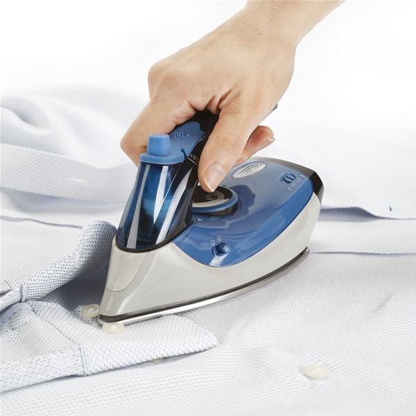 black-decker-fer-a-repasser-de-voyage-bxir1000e-1200057-2