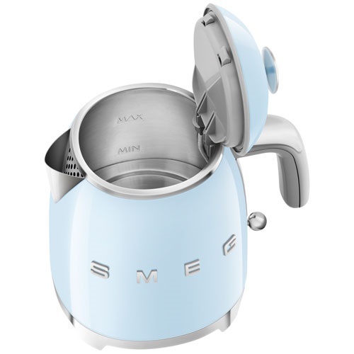 smeg-bouilloire-08-l-bleu-azur-annees-50-klf05pbeu-1164453-3