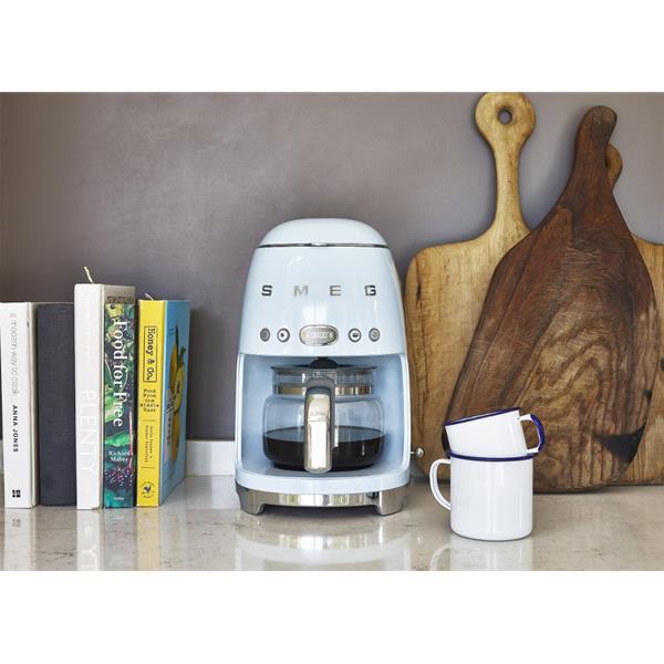 smeg-cafetiere-filtre-10-tasses-programmable-blanche-annees-50-dcf02wheu-1142270-5