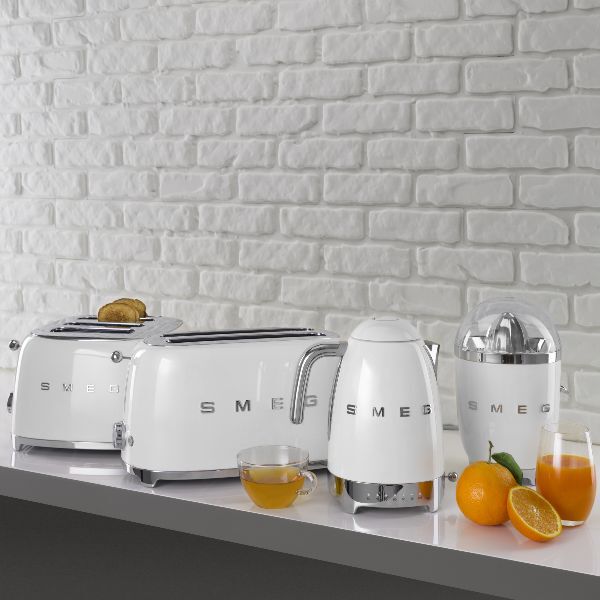 smeg-toaster-4-tranches-blanc-mat-annees-50-tsf03wheu-1144773-5